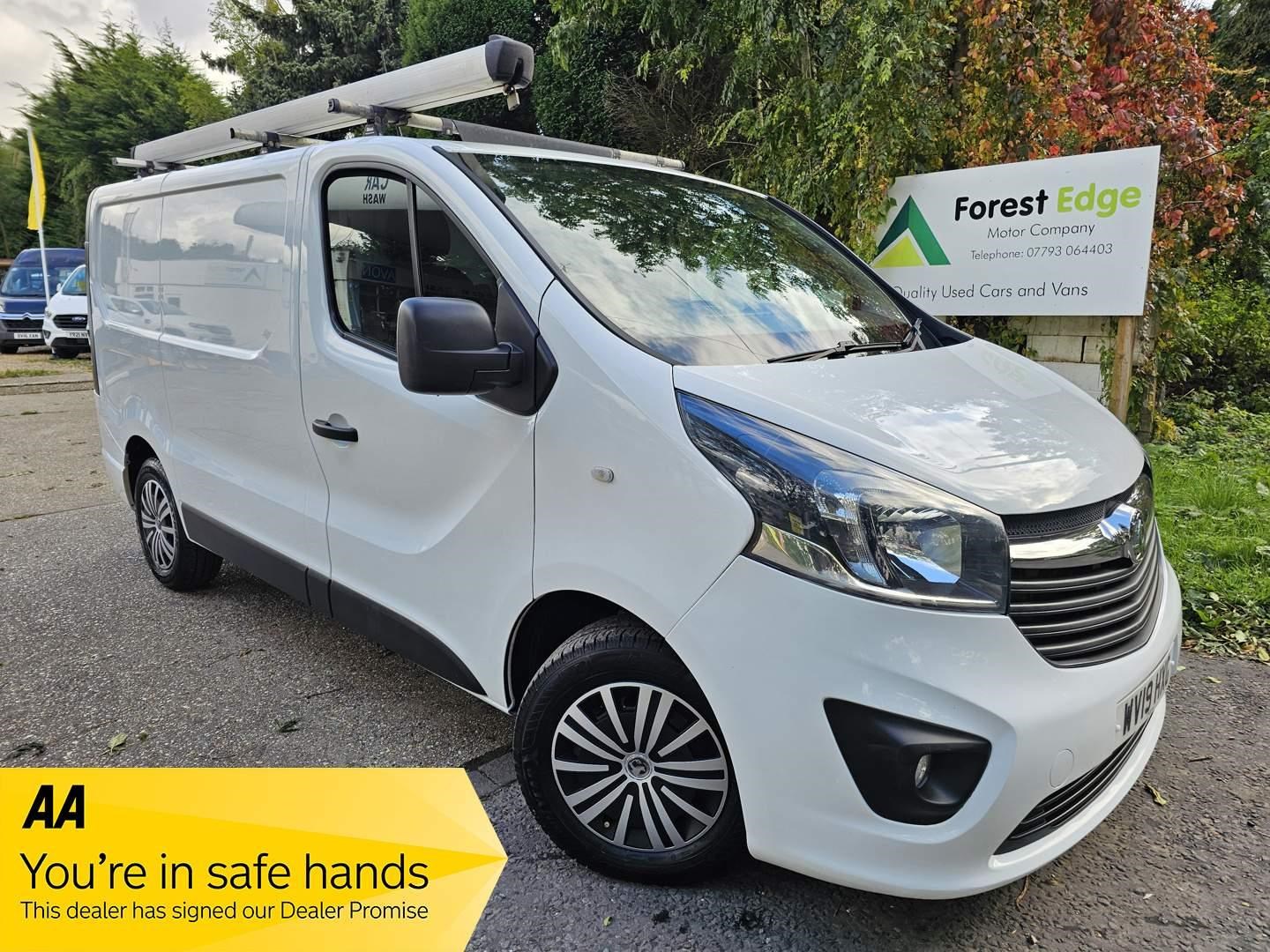 Vauxhall Vivaro Listing Image