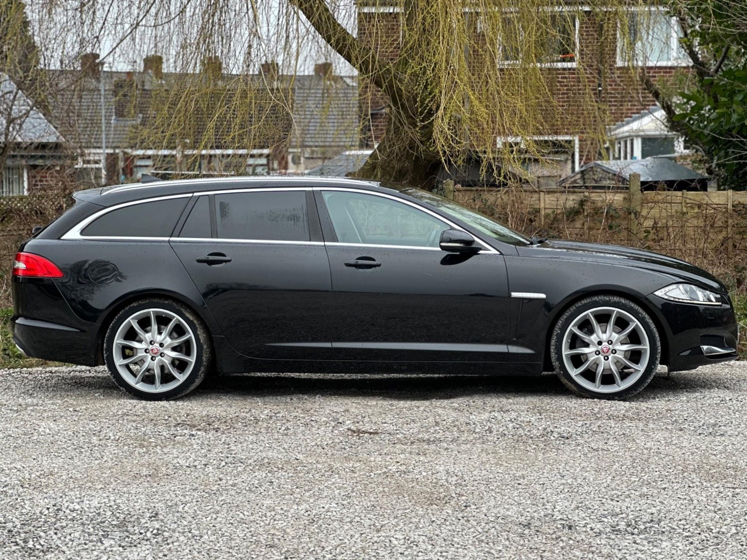 Jaguar XF Listing Image