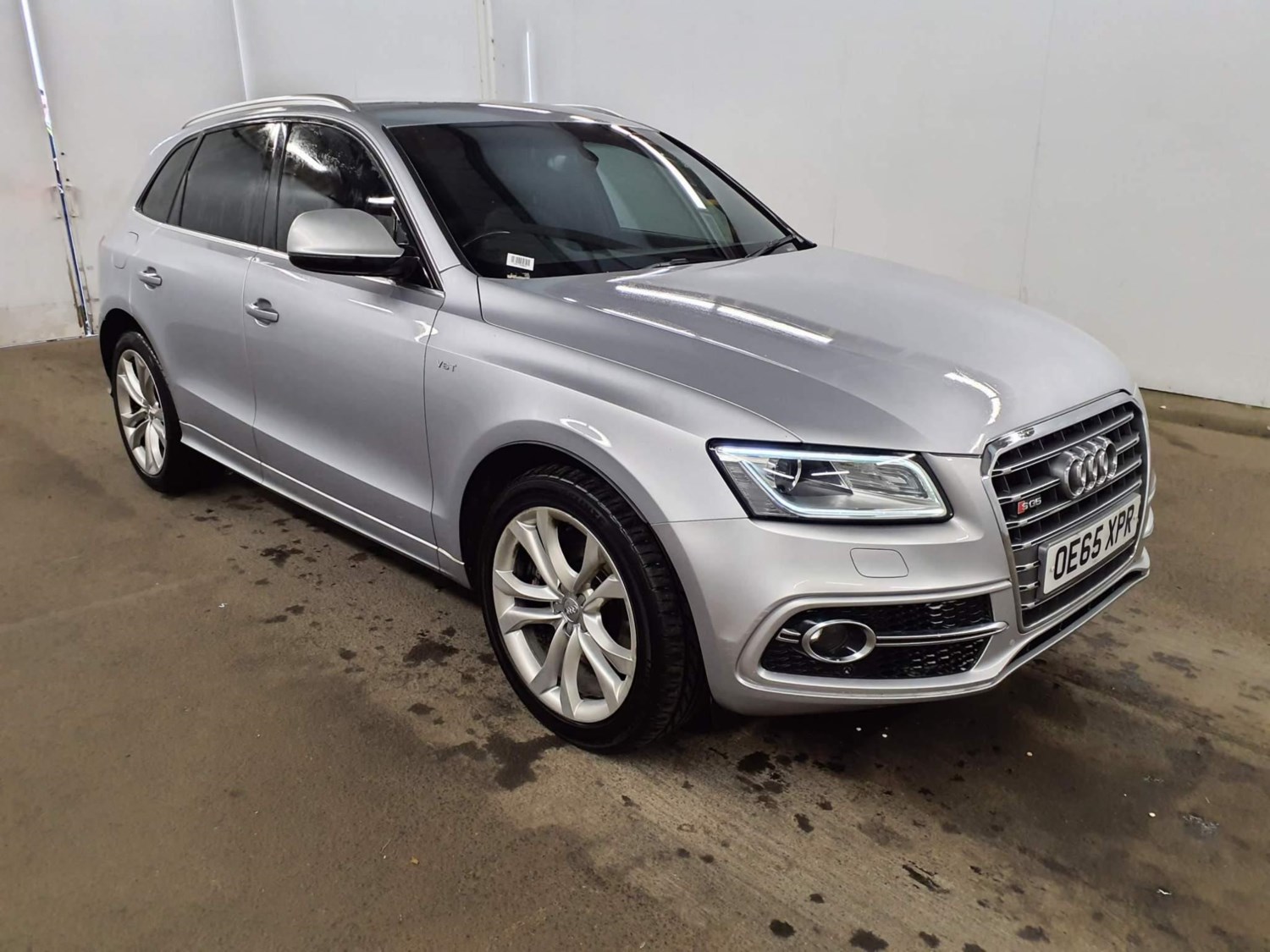 Audi Q5 Listing Image