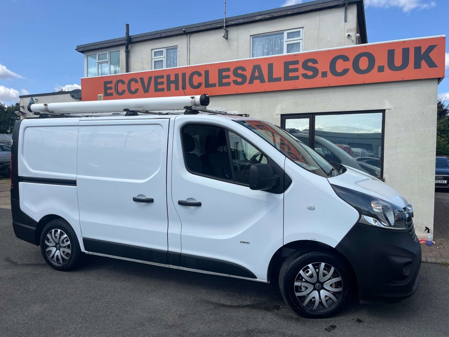 Vauxhall Vivaro Listing Image