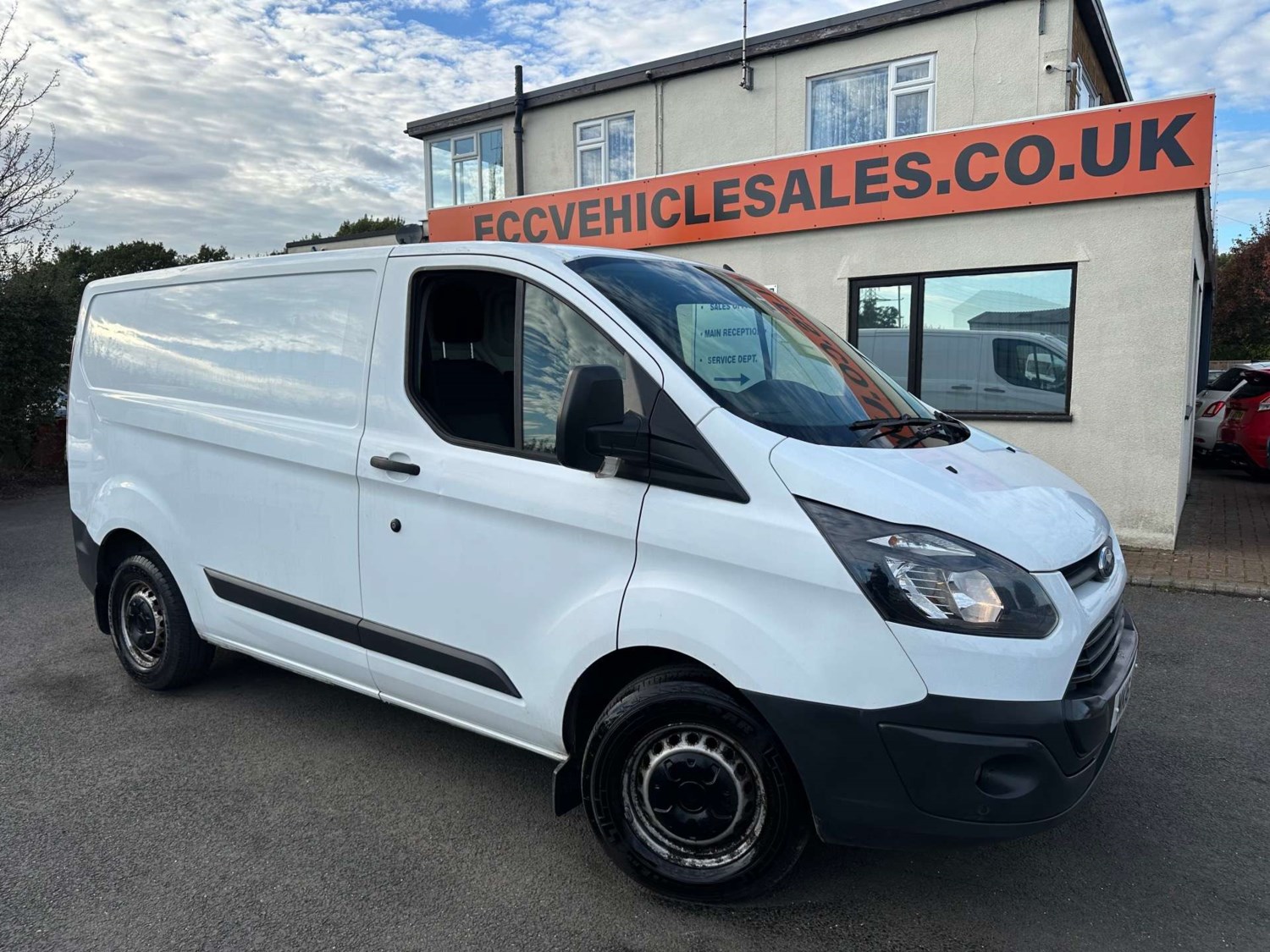 Ford Transit Custom Listing Image