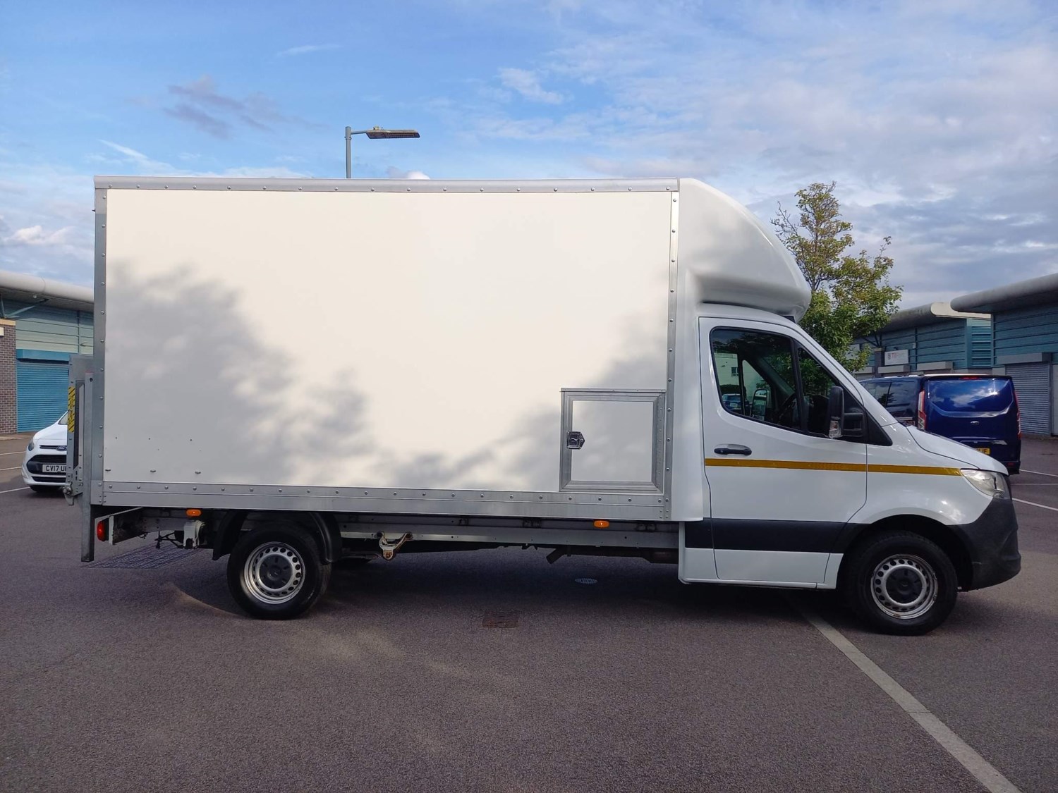 Mercedes-Benz Sprinter Listing Image