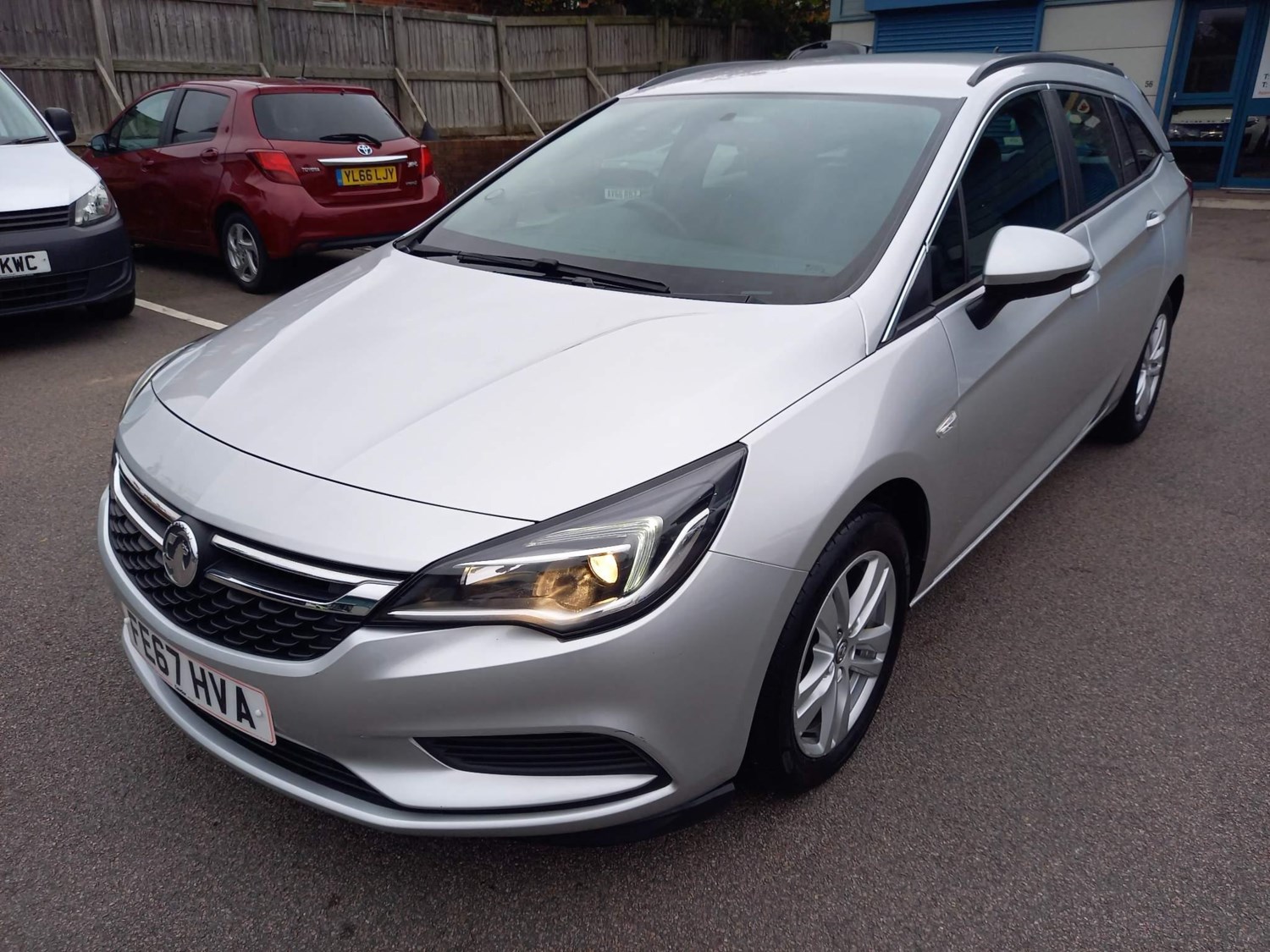 Vauxhall Astra Listing Image