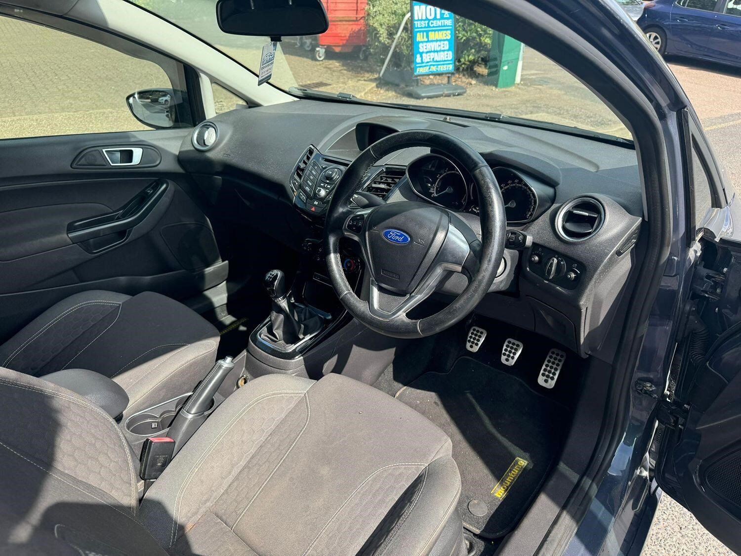 Ford Fiesta Listing Image