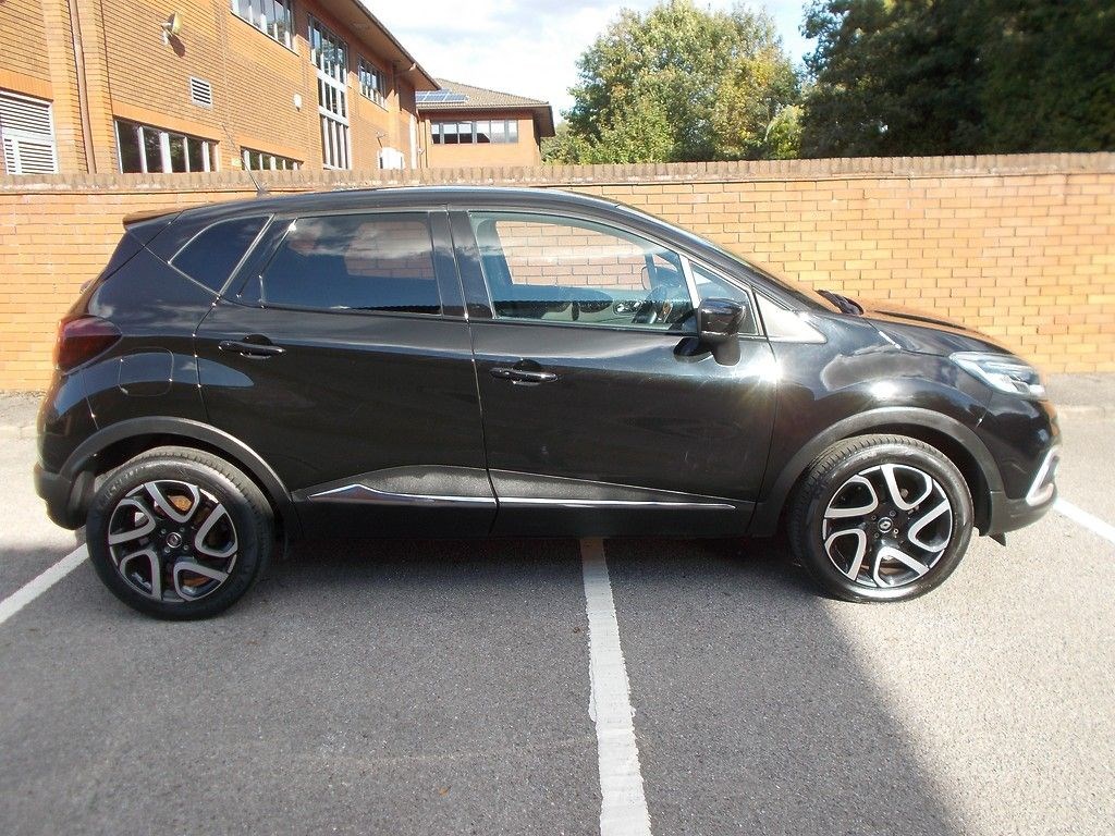 Renault Captur Listing Image