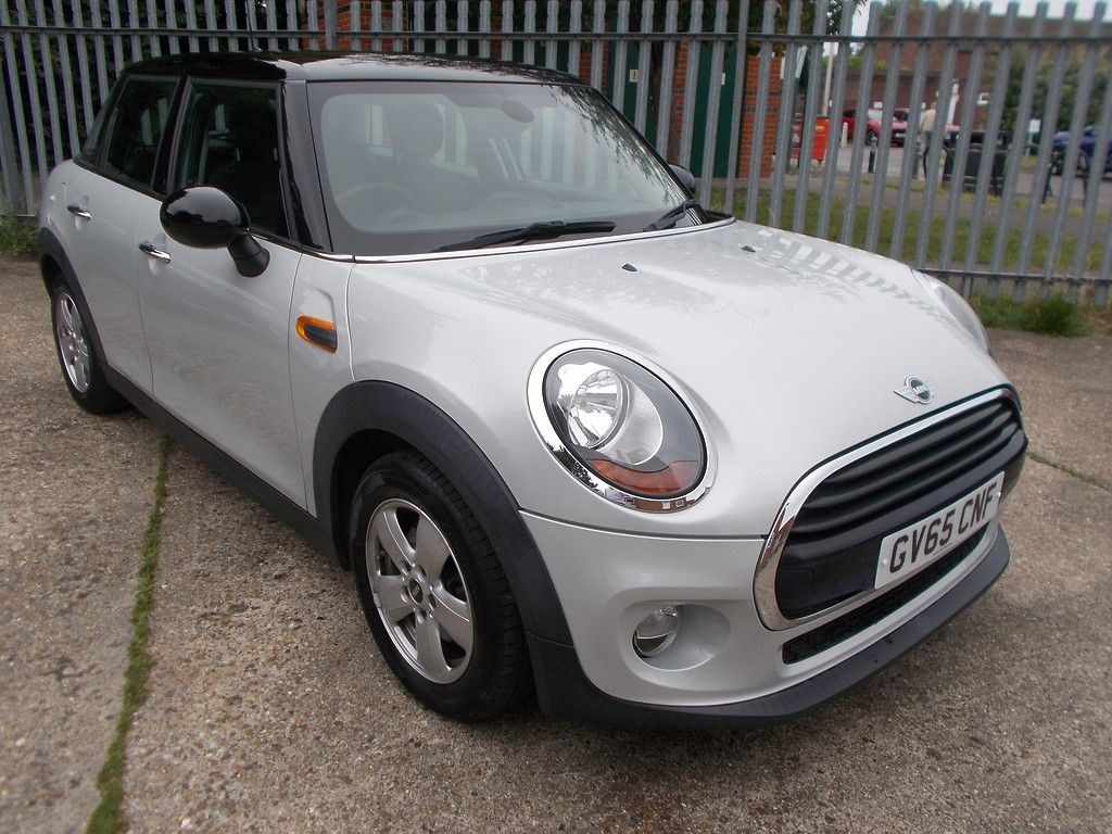 MINI Hatch Listing Image