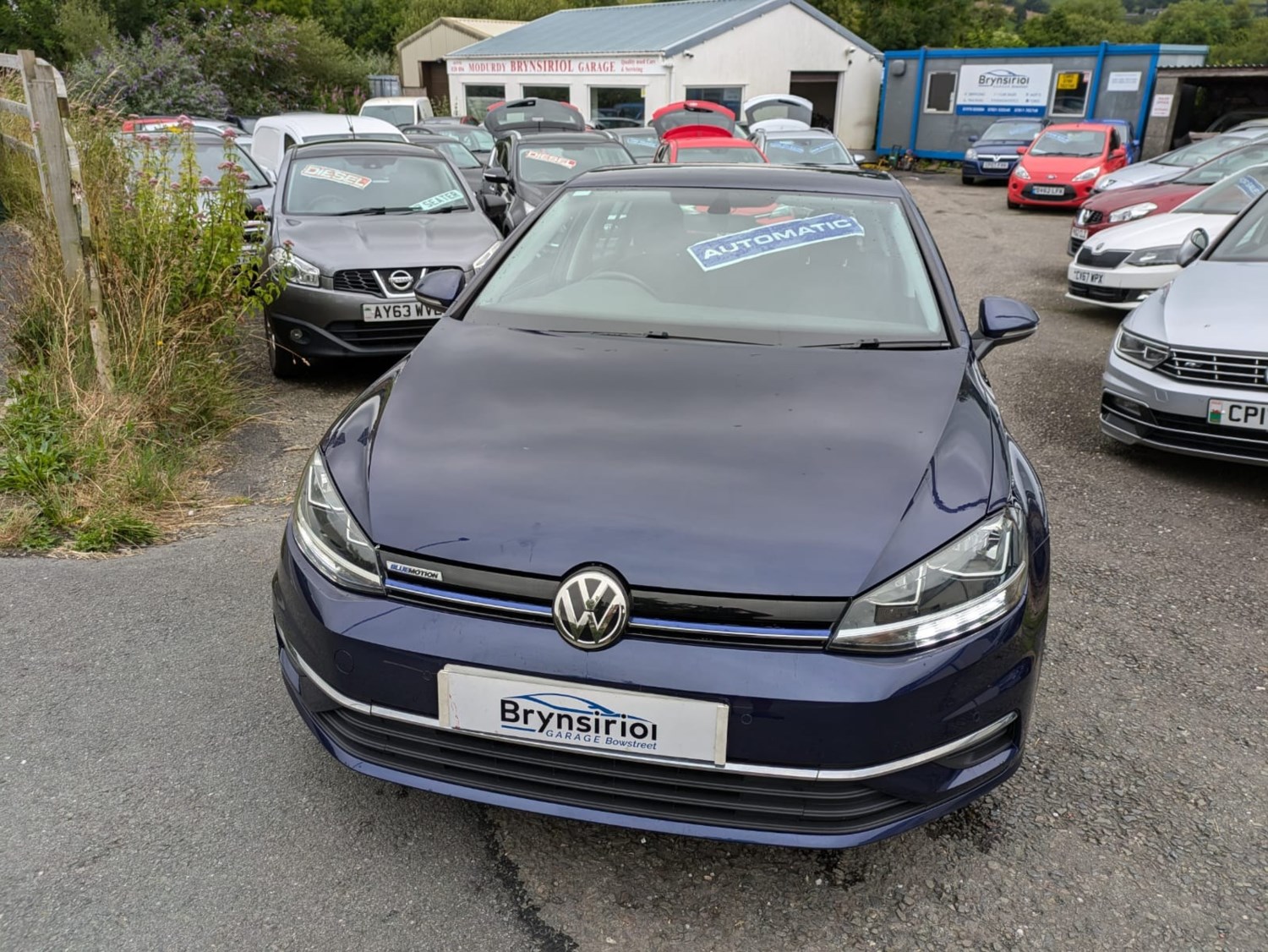 Volkswagen Golf Listing Image