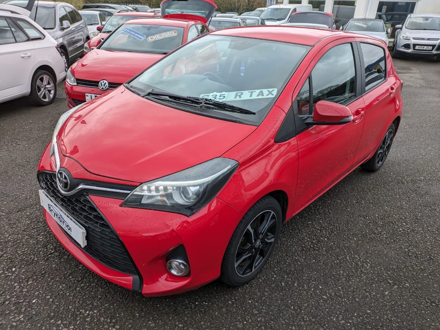 Toyota Yaris Listing Image