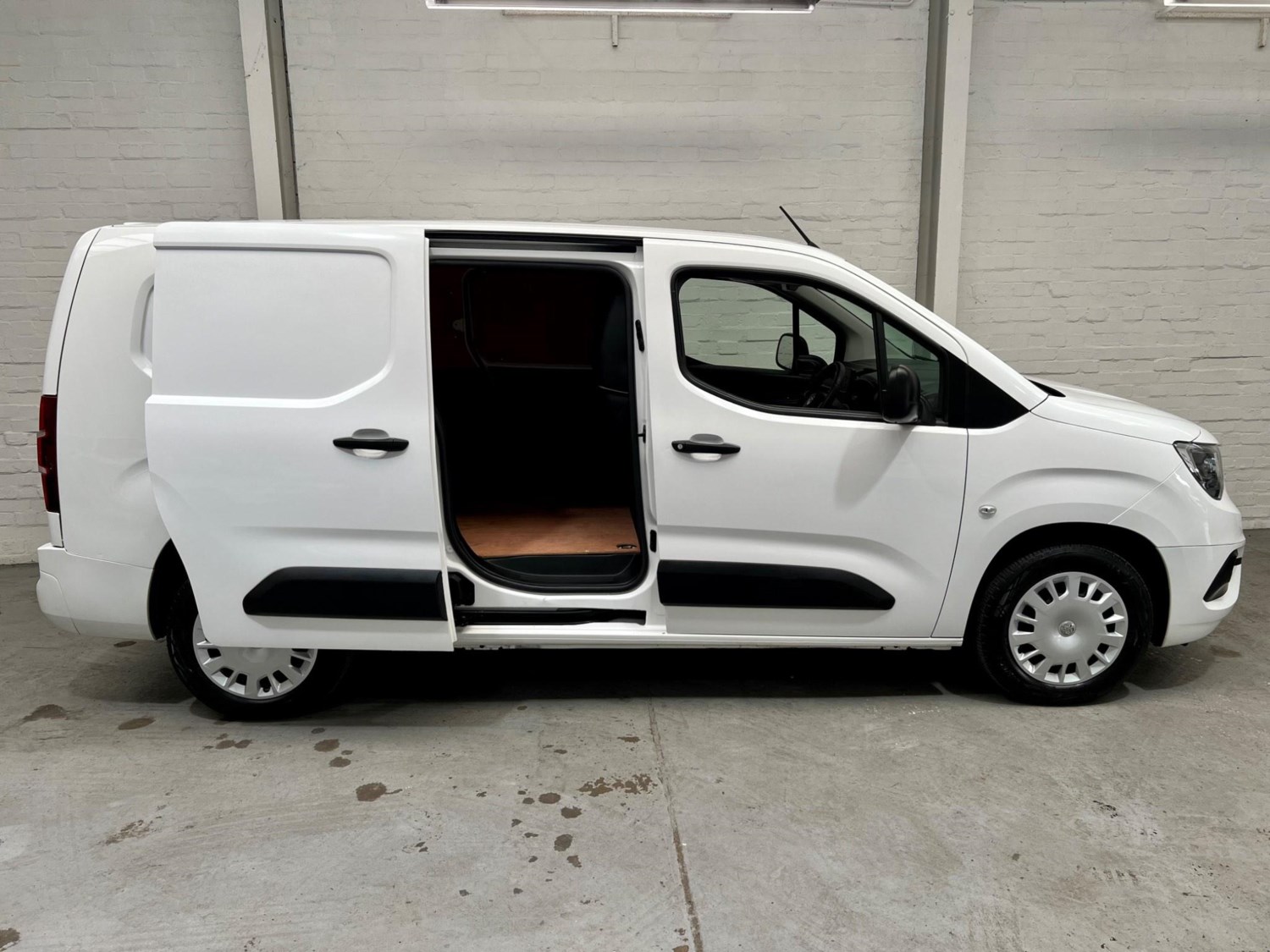 Vauxhall Combo Listing Image