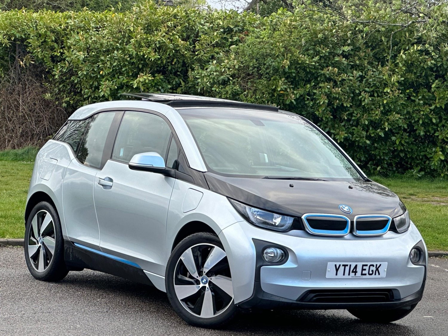 BMW i3 Listing Image