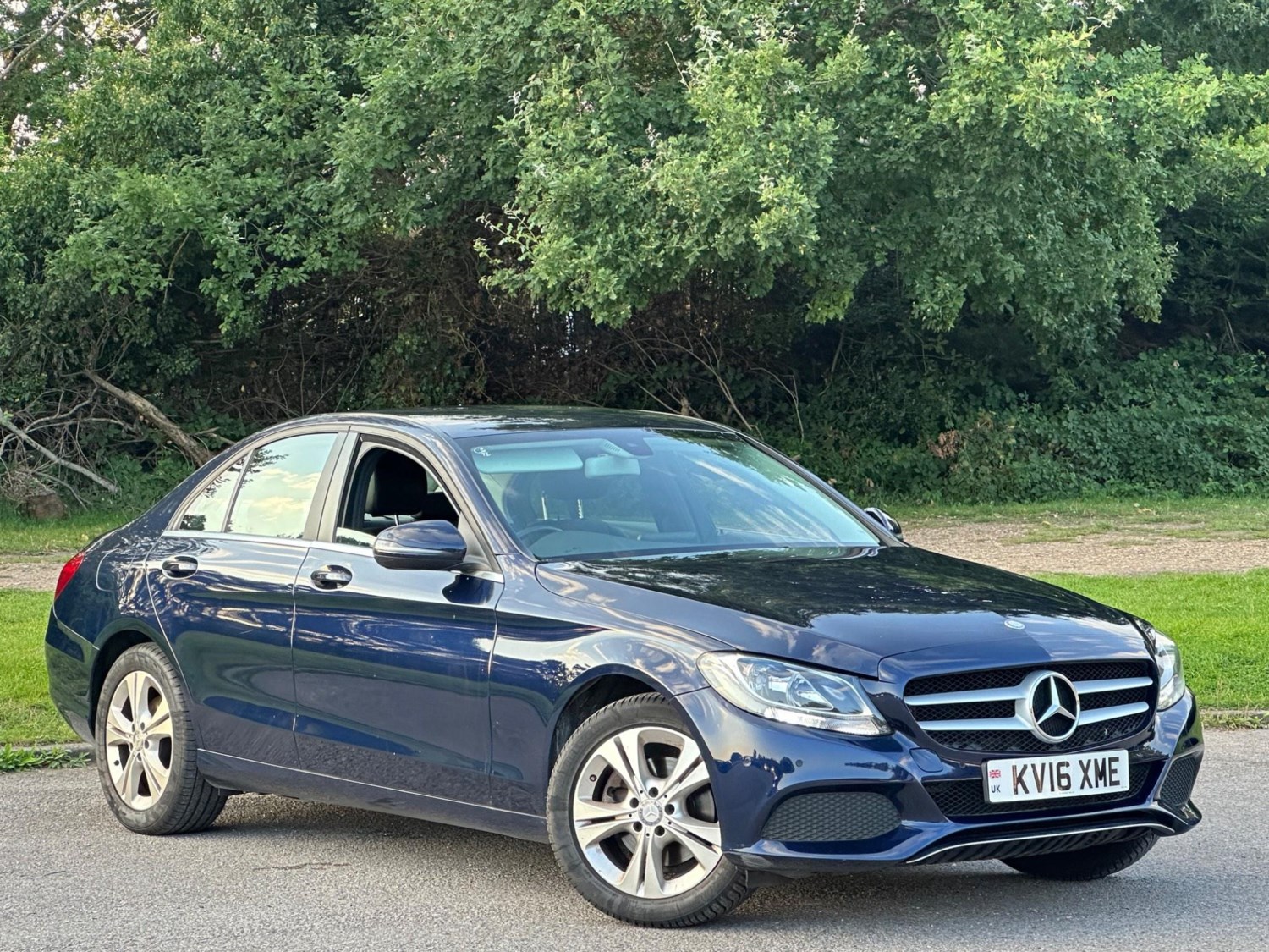 Mercedes-Benz C-Class Listing Image