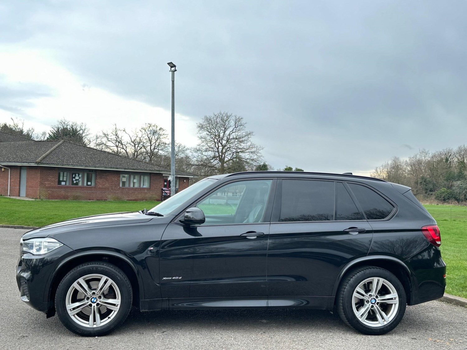 BMW X5 Listing Image