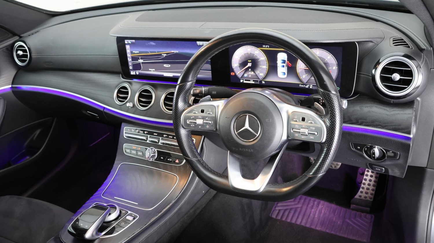 Mercedes-Benz E-Class Listing Image