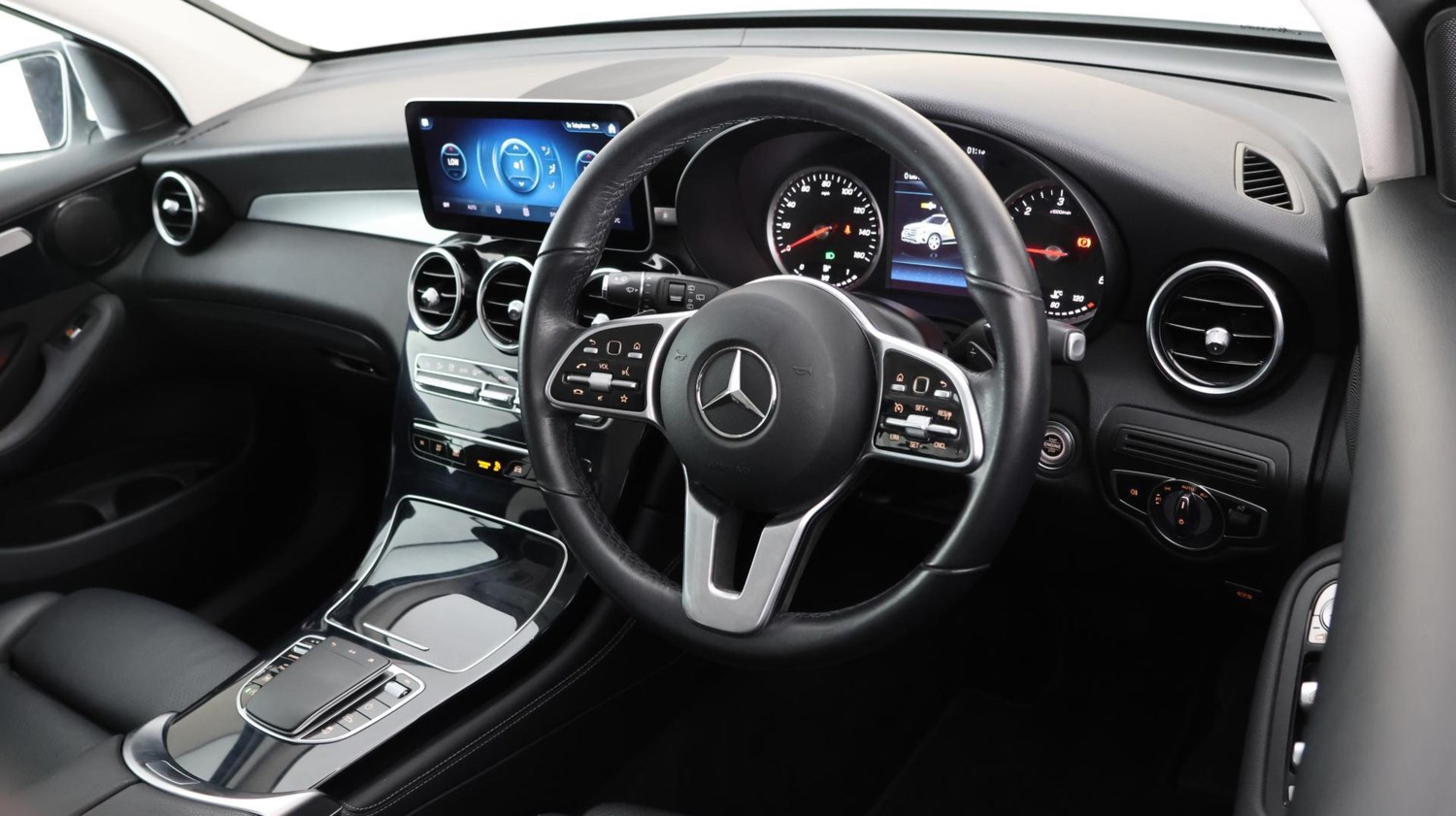 Mercedes-Benz GLC Listing Image