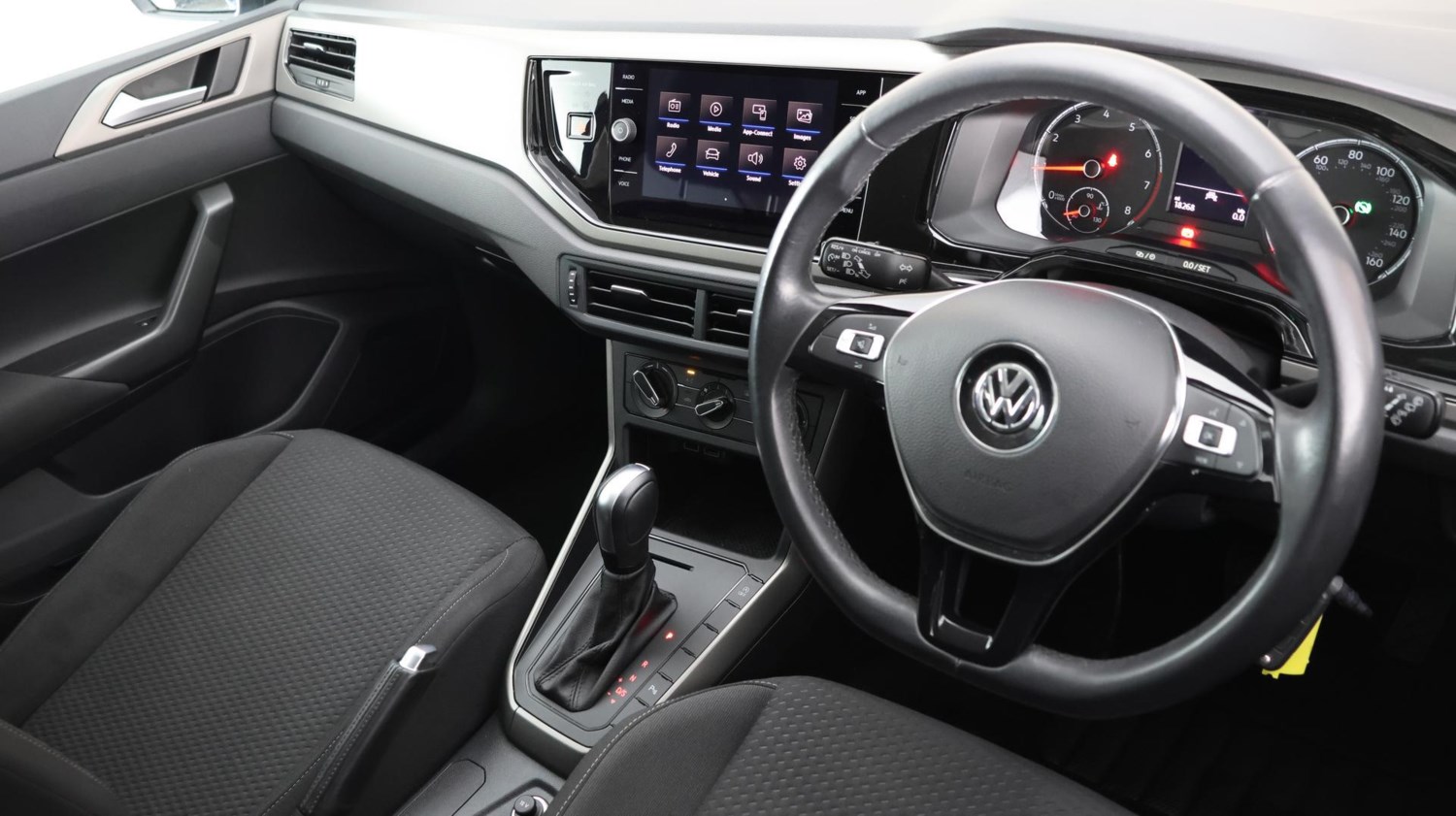 Volkswagen Polo Listing Image