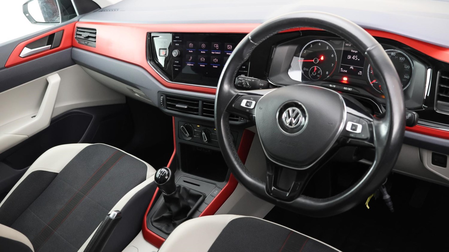 Volkswagen Polo Listing Image