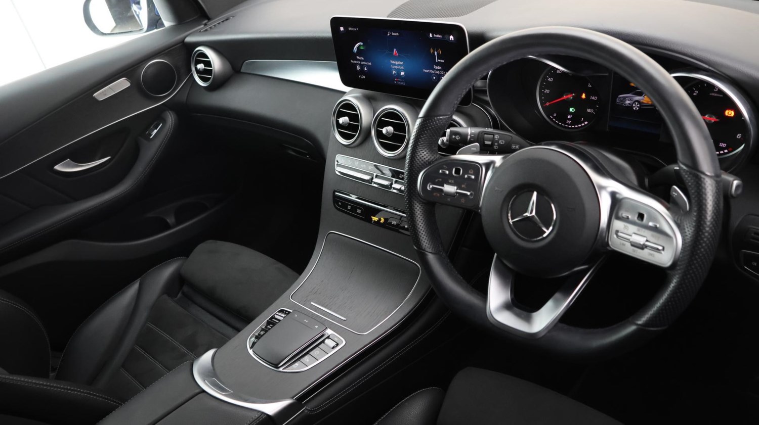 Mercedes-Benz GLC Listing Image