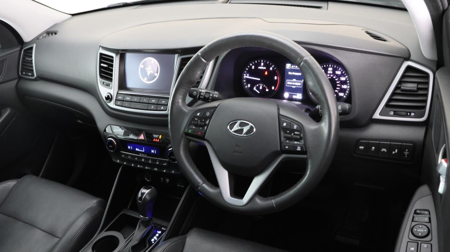 Hyundai TUCSON Listing Image