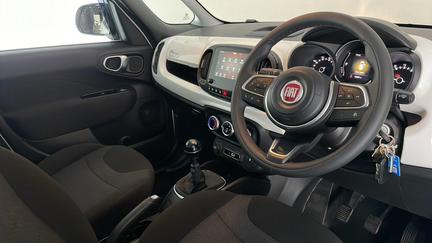 Fiat 500L Listing Image