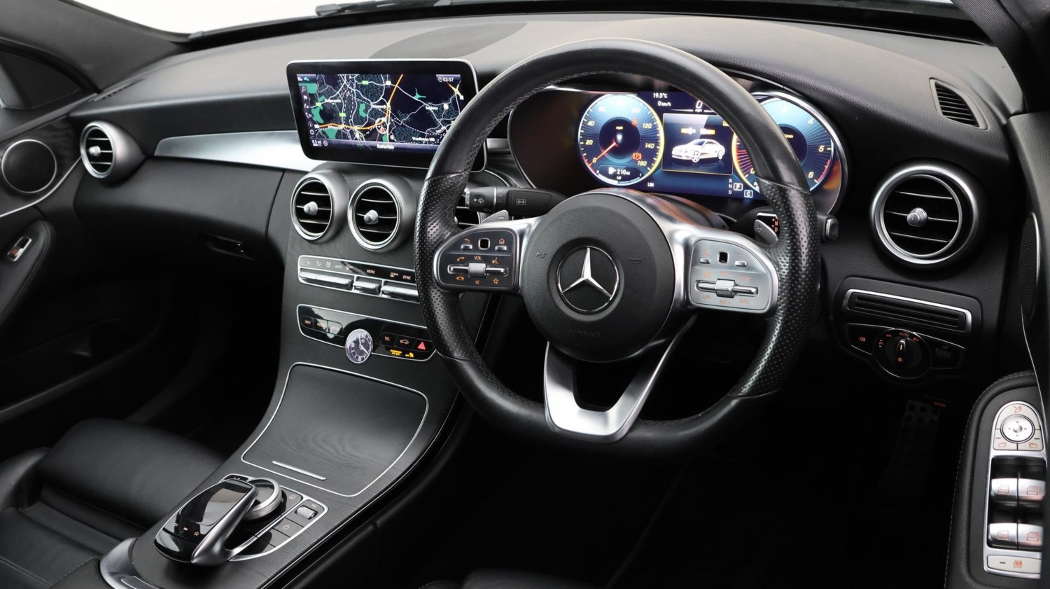 Mercedes-Benz C-Class Listing Image