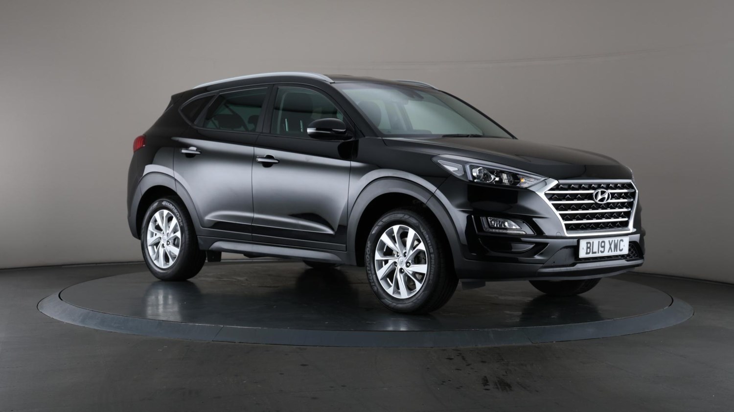 Hyundai TUCSON Listing Image