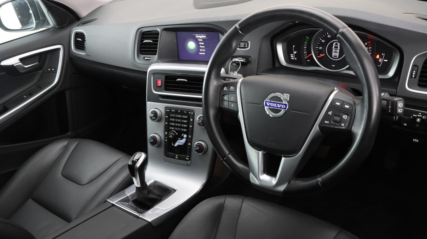 Volvo V60 Listing Image