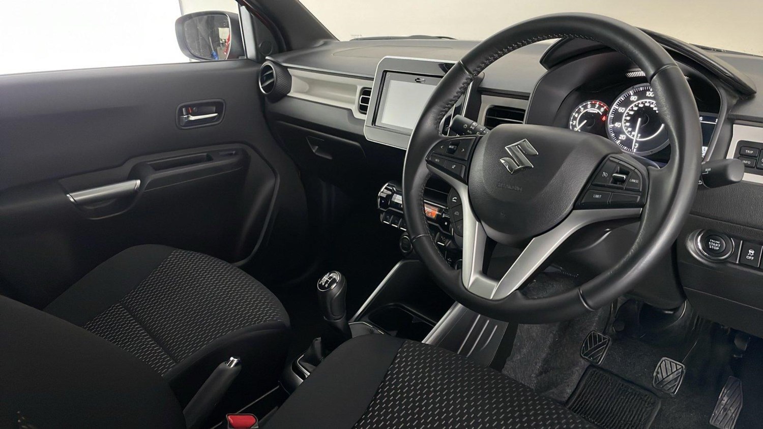 Suzuki Ignis Listing Image