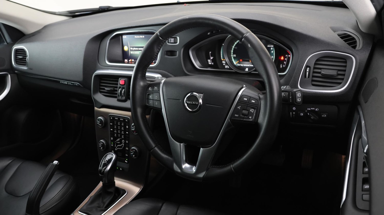 Volvo V40 Cross Country Listing Image