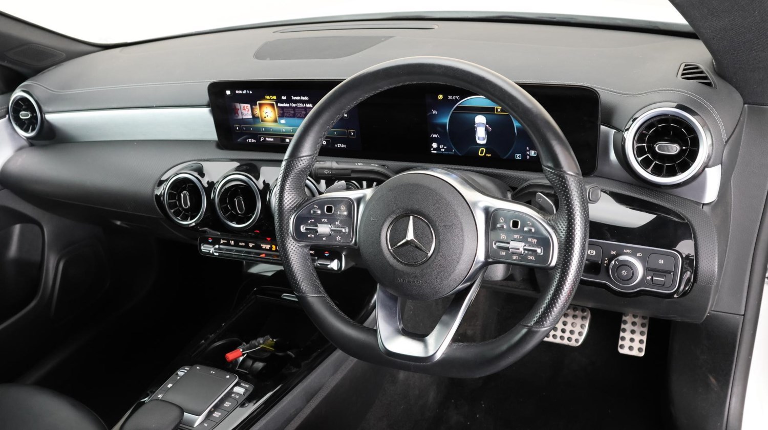 Mercedes-Benz CLA Listing Image