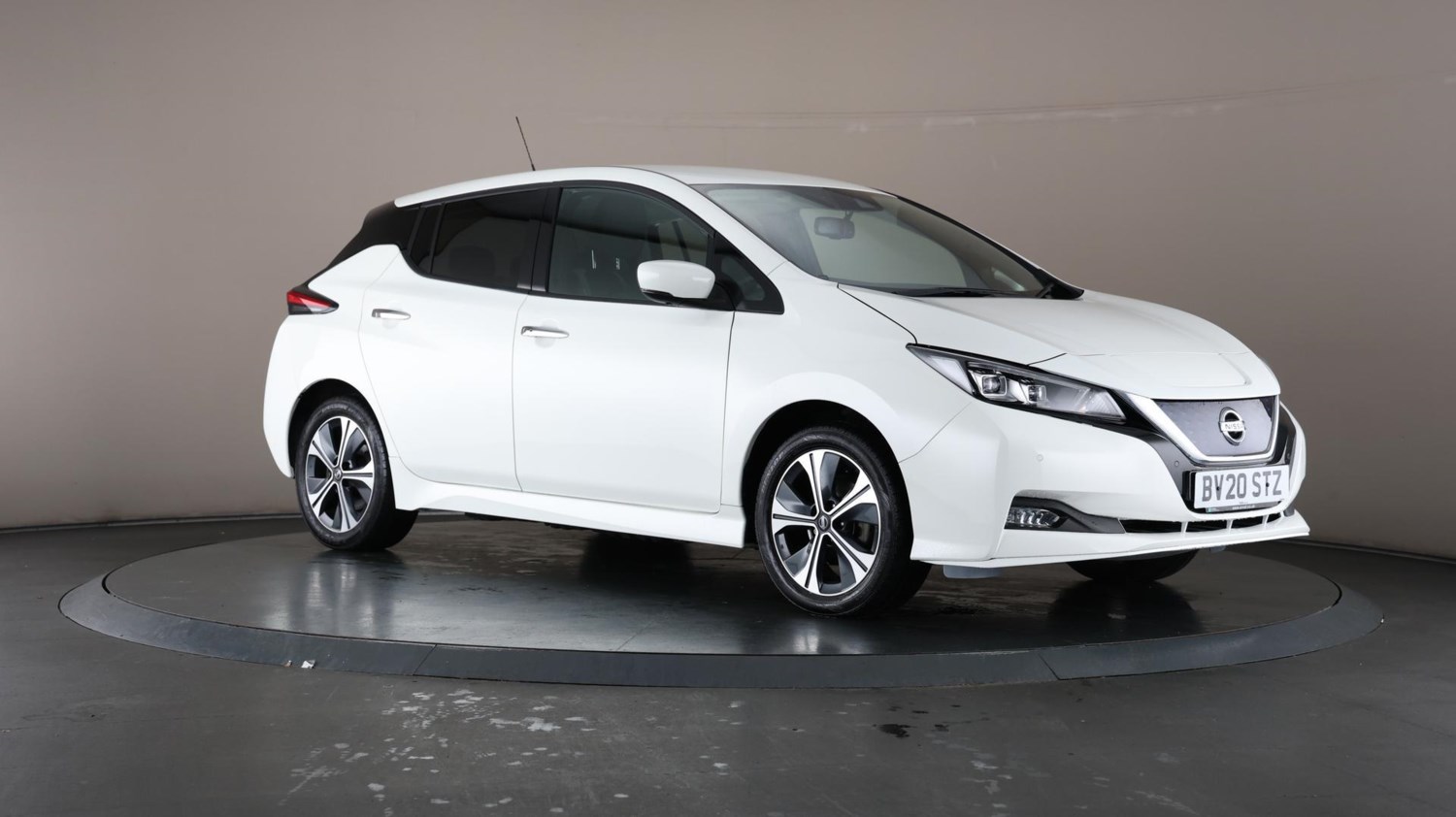 Nissan Leaf Listing Image