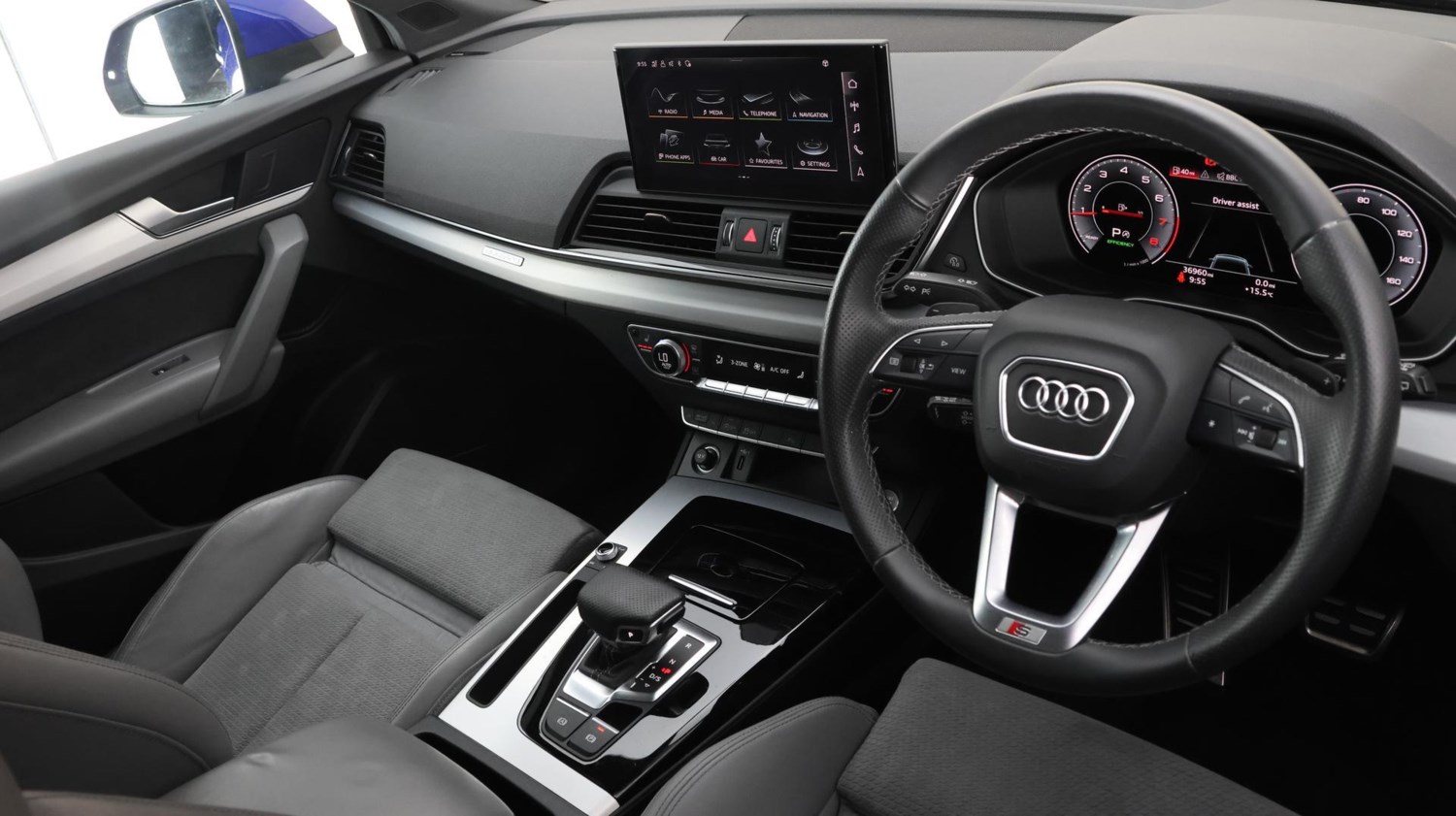 Audi Q5 Listing Image