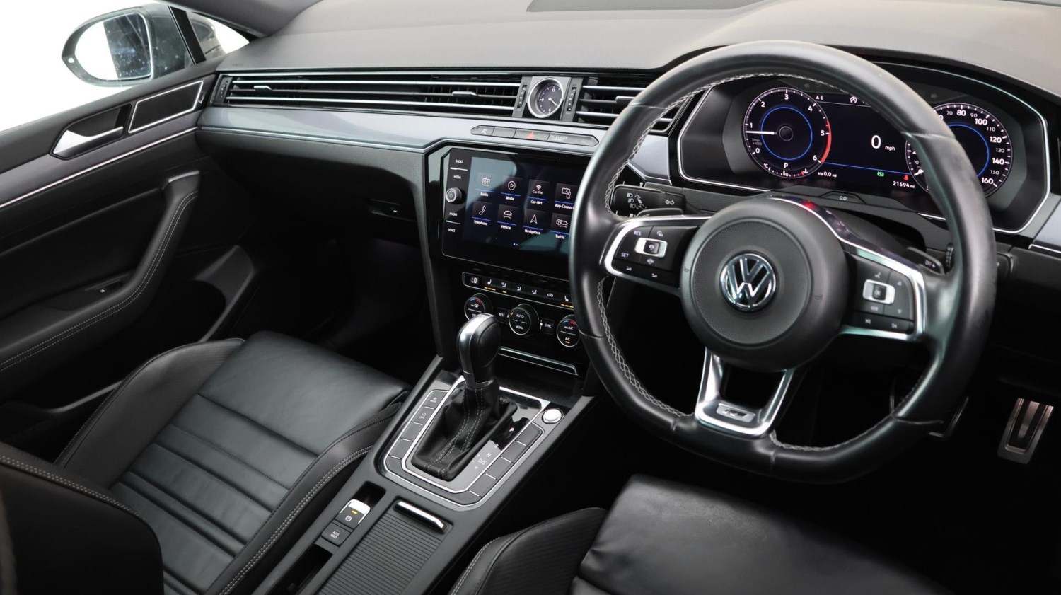 Volkswagen Passat Listing Image