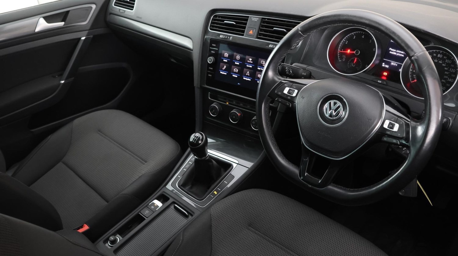 Volkswagen Golf Listing Image