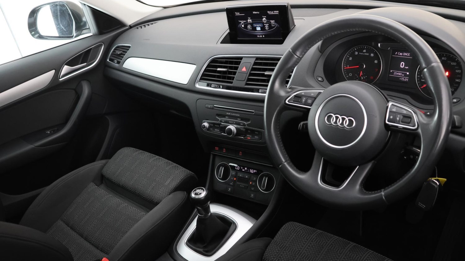 Audi Q3 Listing Image