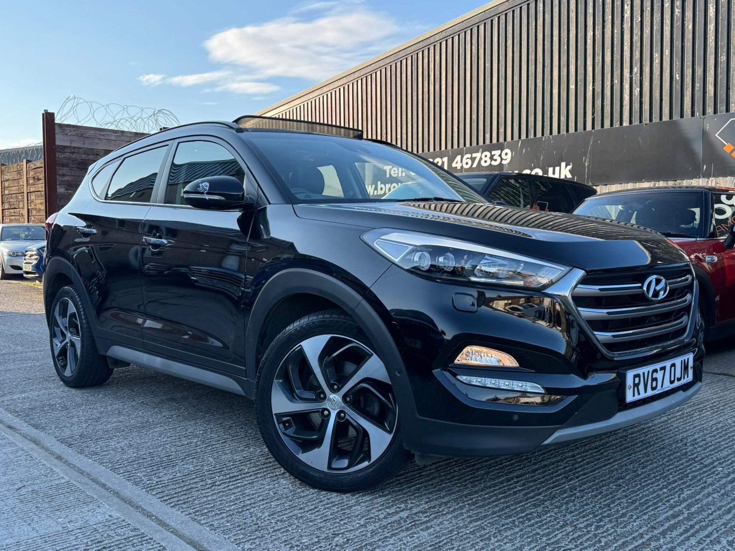 Hyundai TUCSON Listing Image