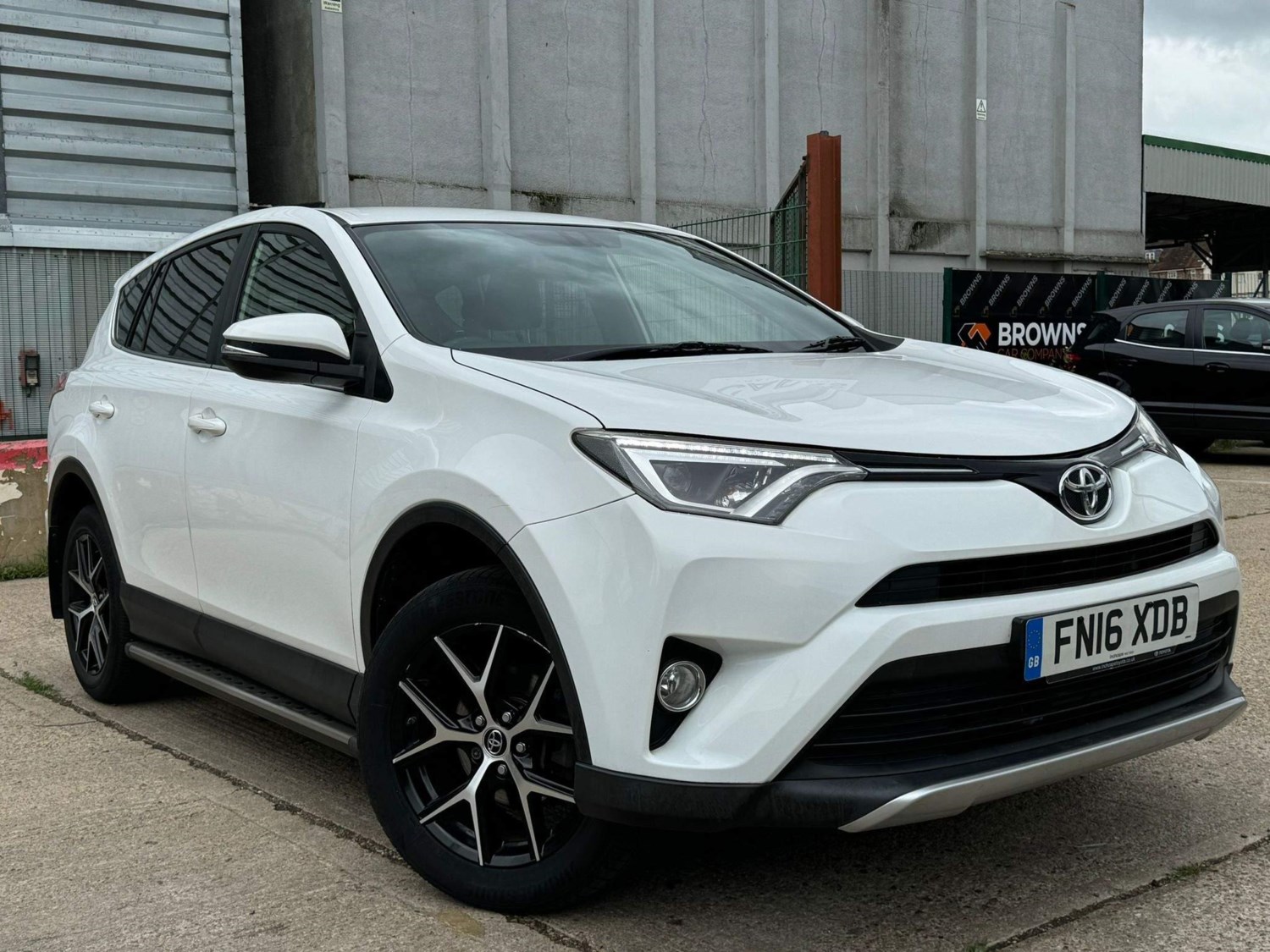 Toyota RAV4 Listing Image