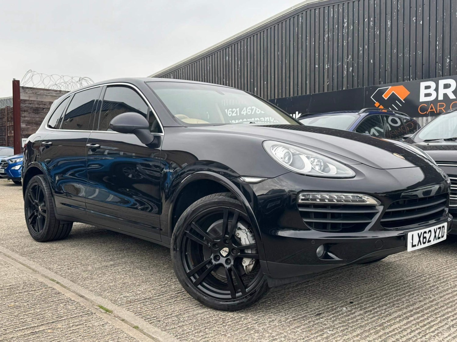 Porsche Cayenne Listing Image