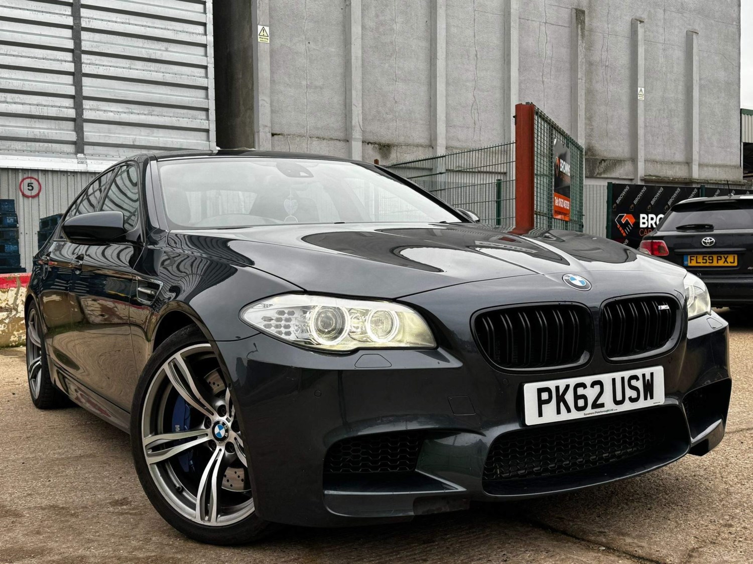 BMW M5 Listing Image