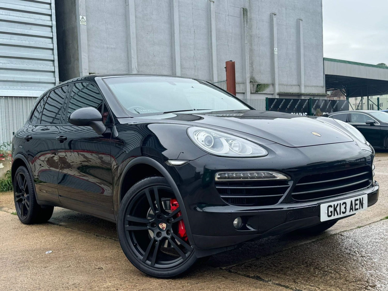 Porsche Cayenne Listing Image