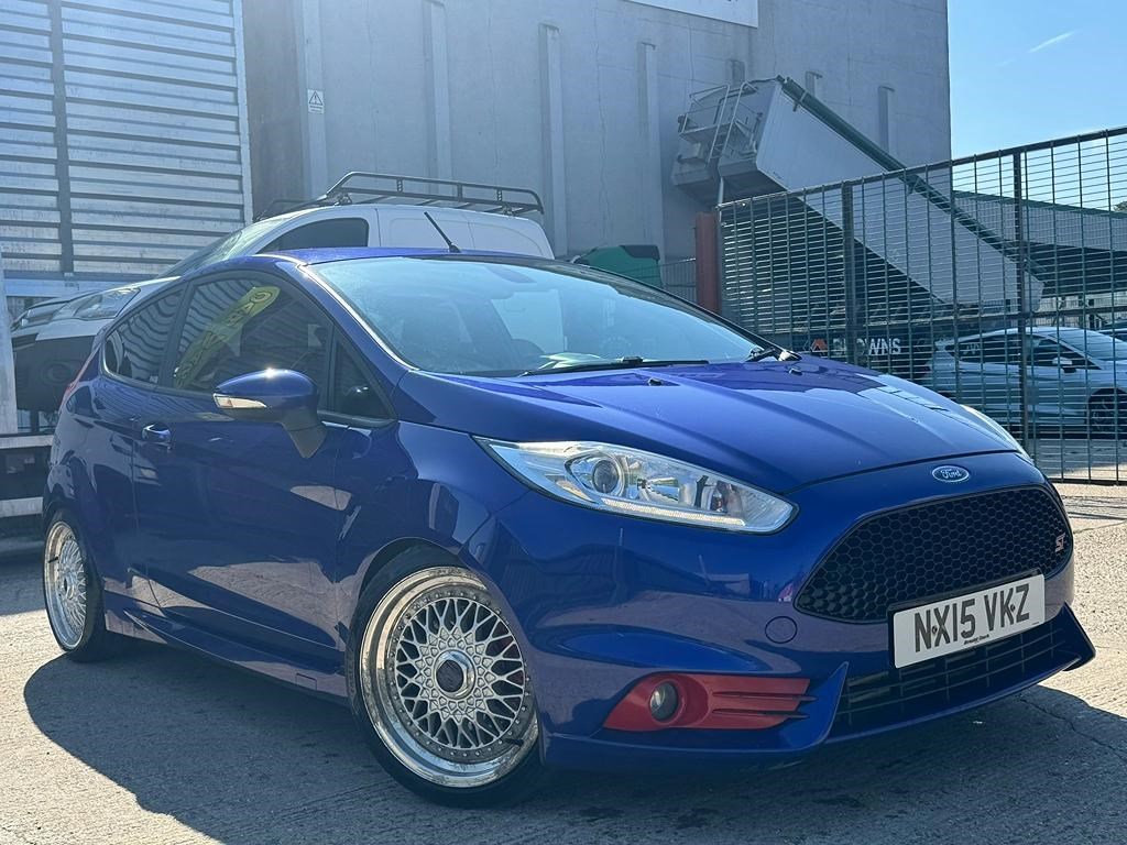 Ford Fiesta Listing Image