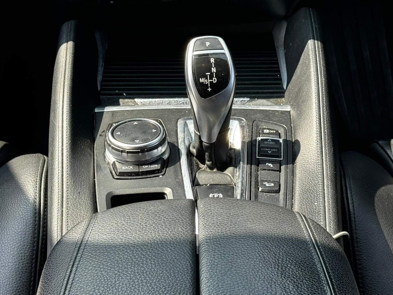 BMW X6 Listing Image