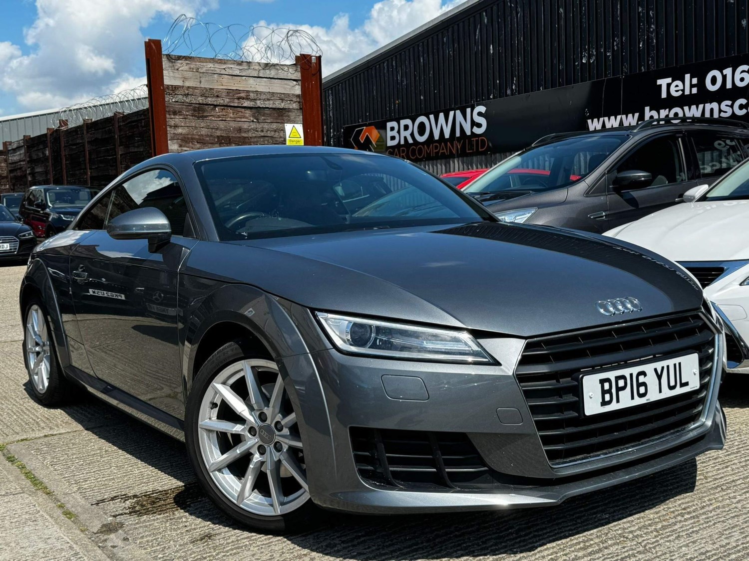 Audi TT Listing Image