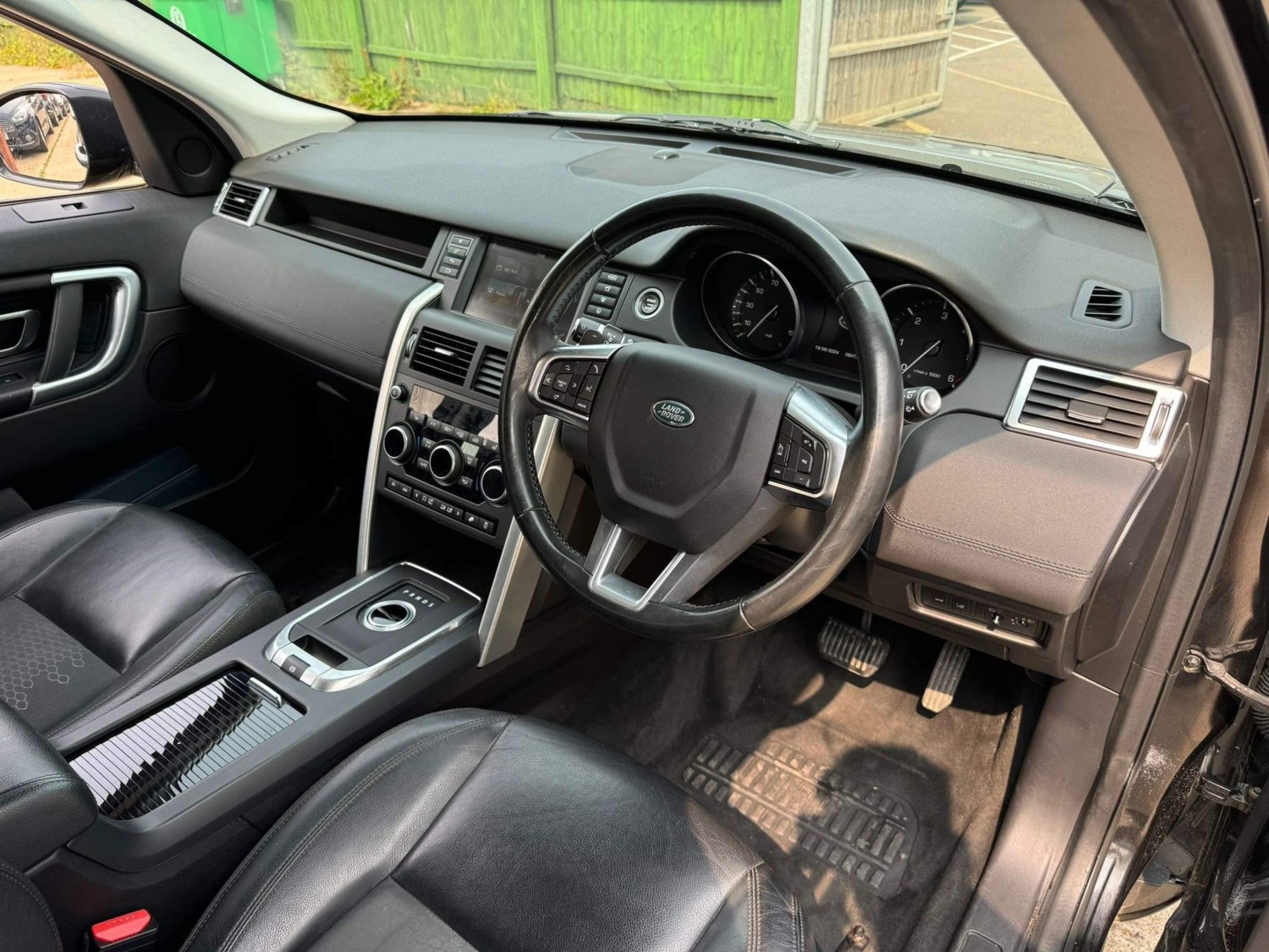 Land Rover Discovery Sport Listing Image