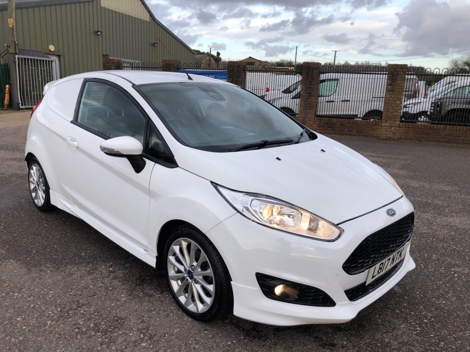 Ford Fiesta Listing Image