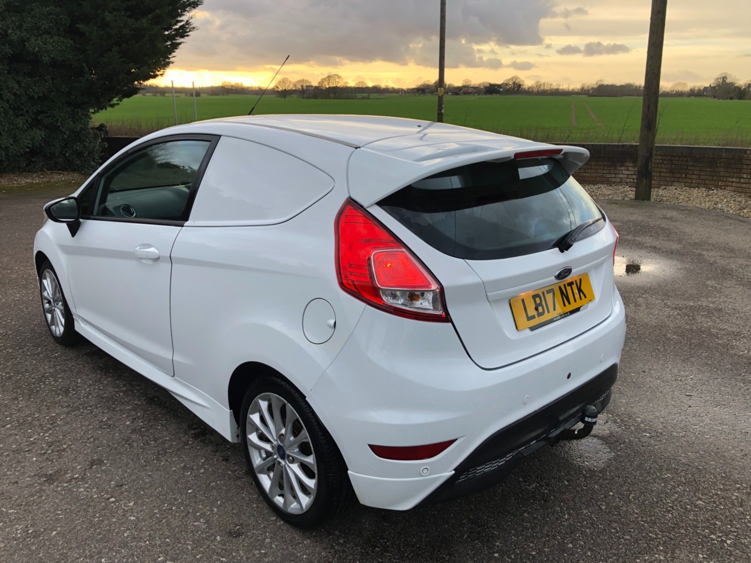 Ford Fiesta Listing Image