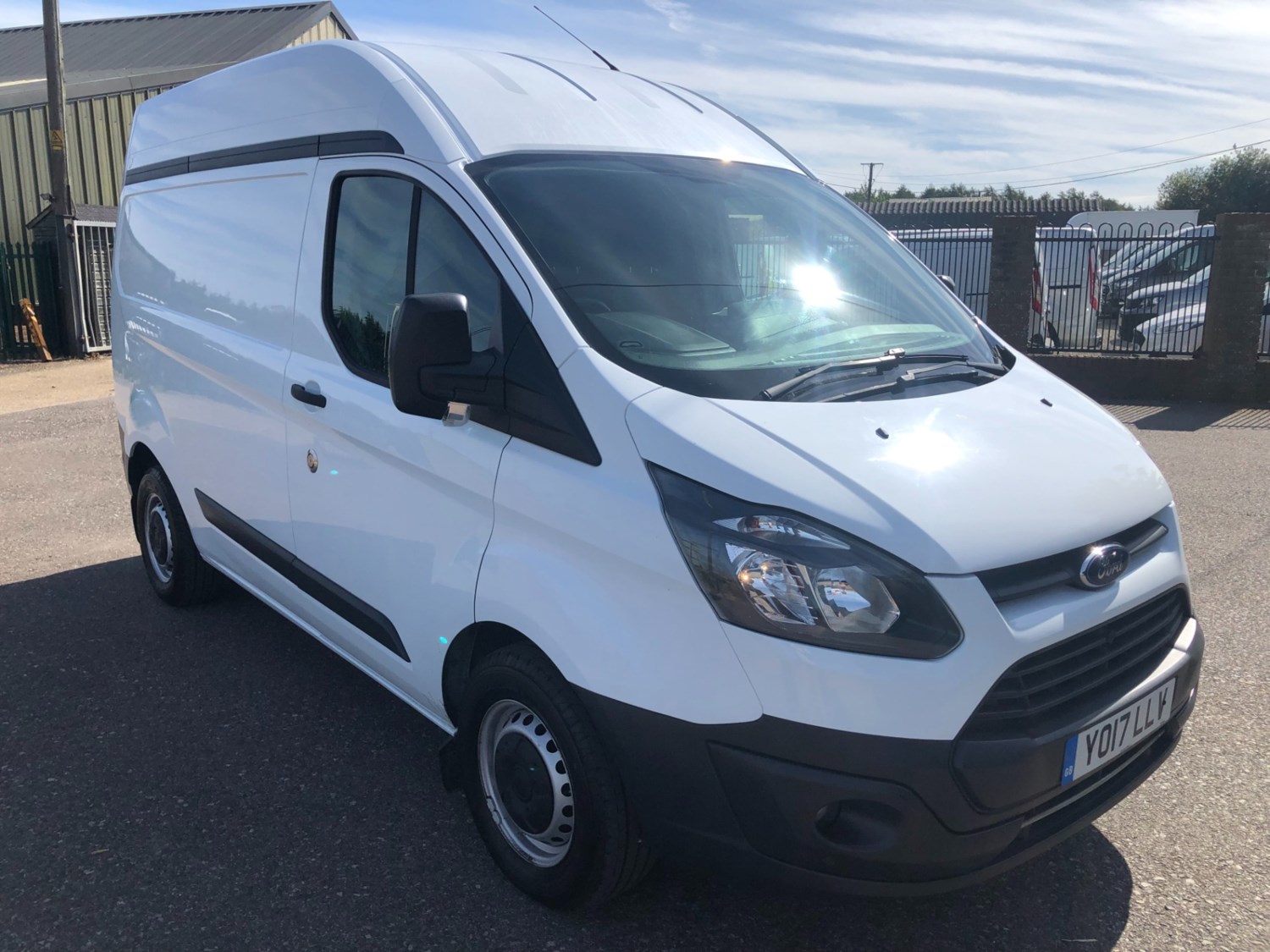 Ford Transit Custom Listing Image