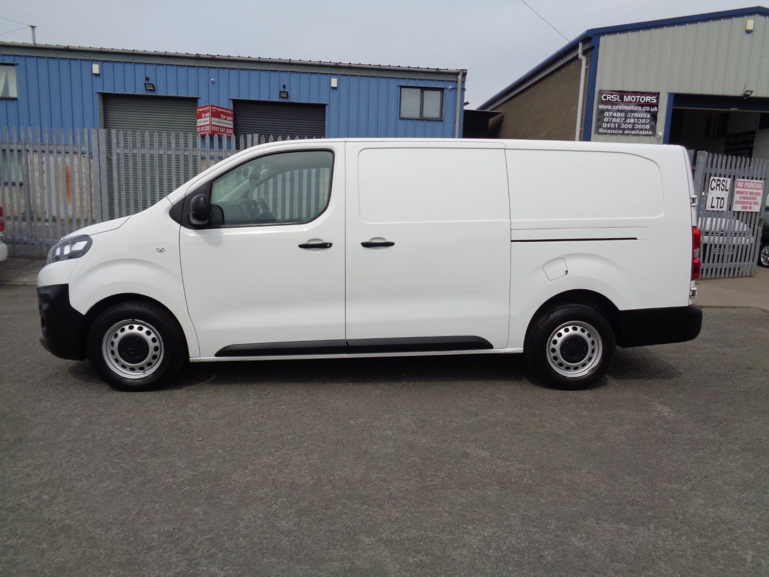 Citroen Dispatch Listing Image