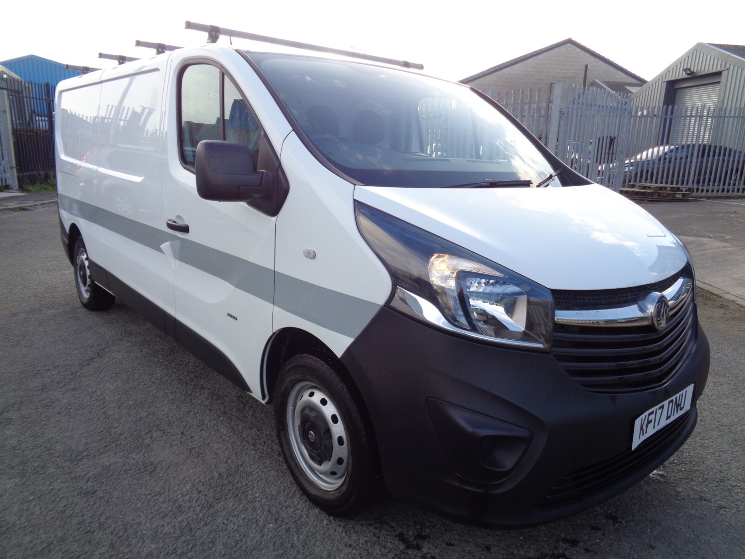 Vauxhall Vivaro Listing Image