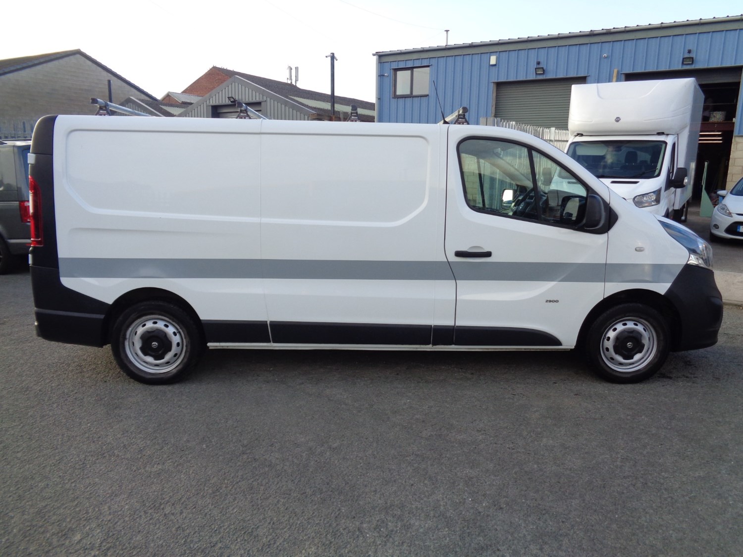 Vauxhall Vivaro Listing Image