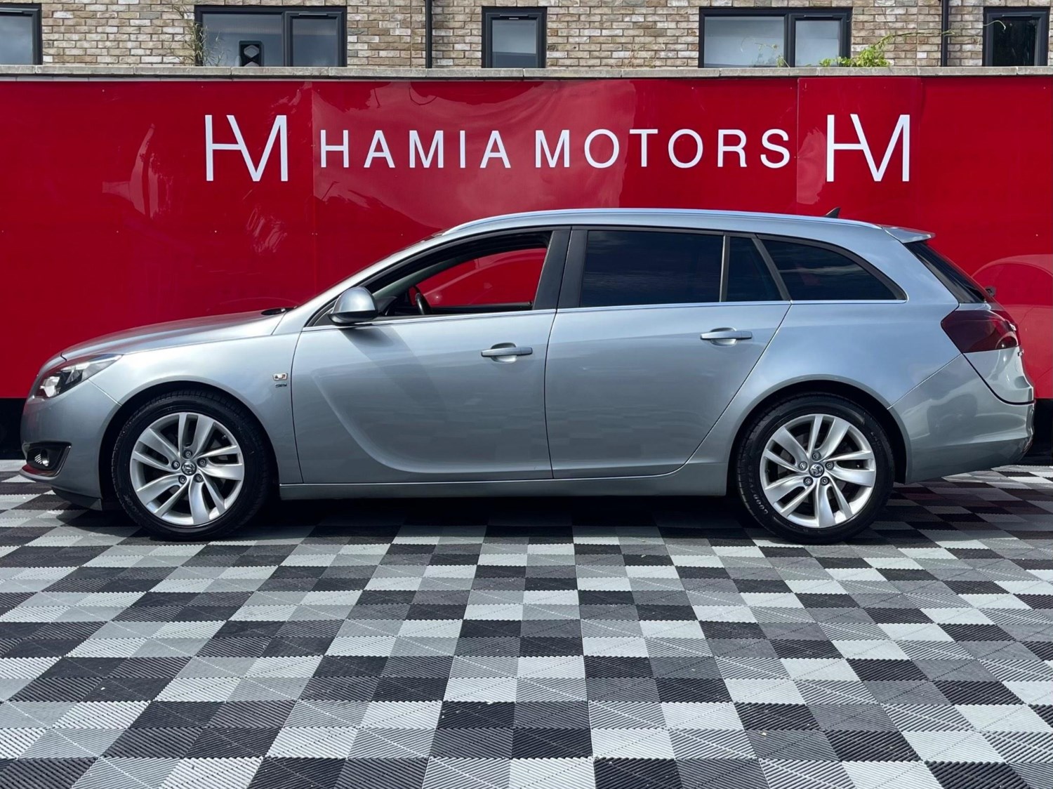 Vauxhall Insignia Listing Image